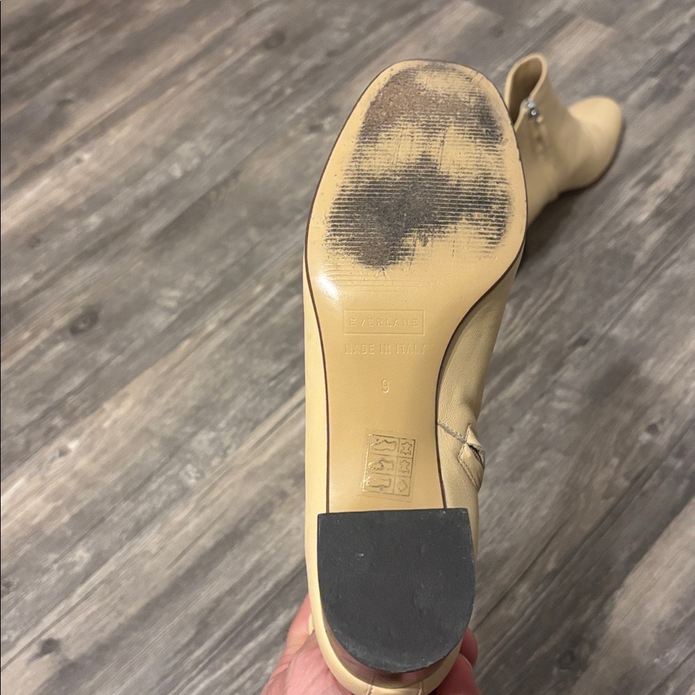 Everlane Pale Yellow Leather Ankle Booties with Side Zip - Picture 4 of 8